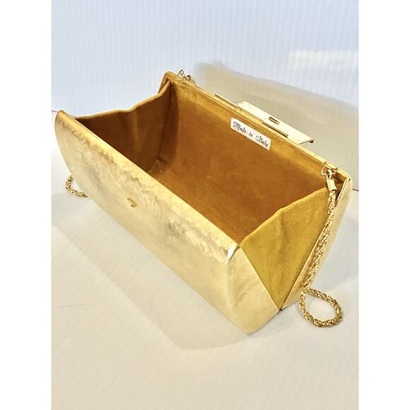 Vtg Gold Metallic Clutch Purse Hard Shell Chain Strap Velvet Lined Evening Bag - Picture 2 of 8